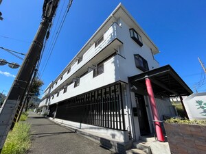 リバーサイド第２外観写真