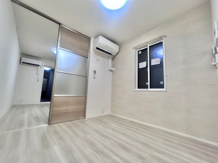 物件内観写真9　(居室)