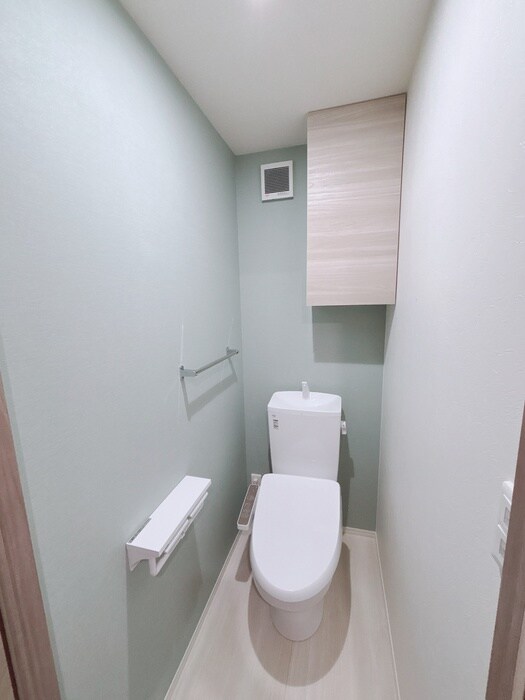 物件内観写真14　(トイレ)