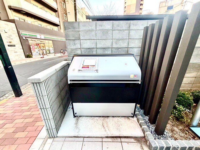 物件外観写真4　(建物設備)