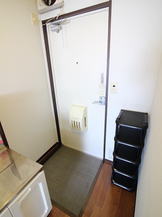 物件内観写真19　(玄関)