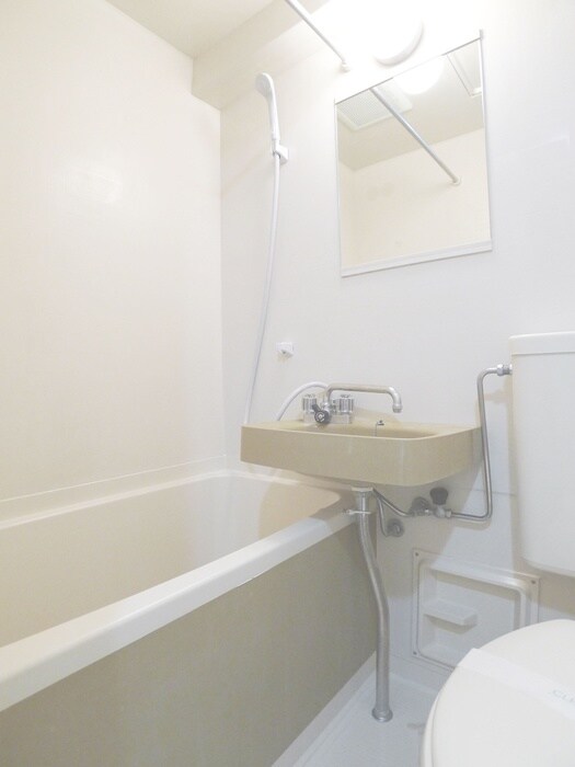 物件内観写真10　(バス／シャワールーム等)