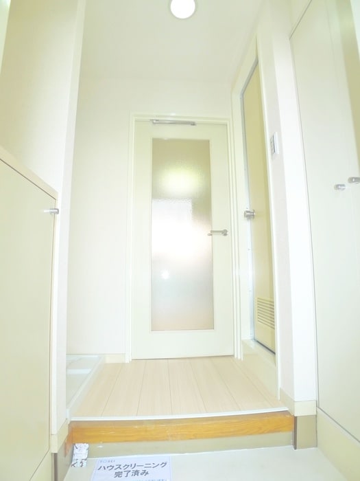 物件内観写真15　(玄関)