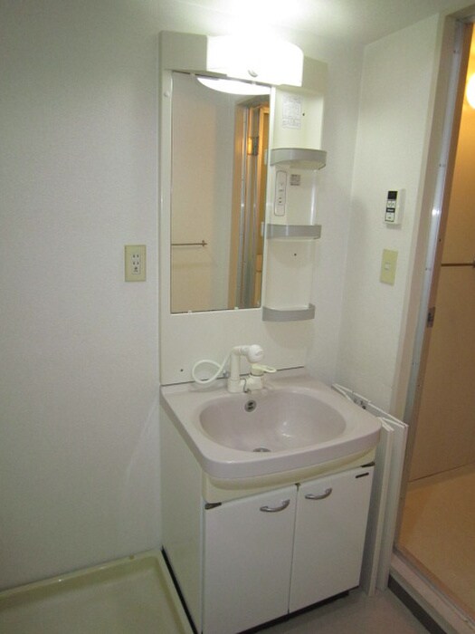物件内観写真6　(洗面)