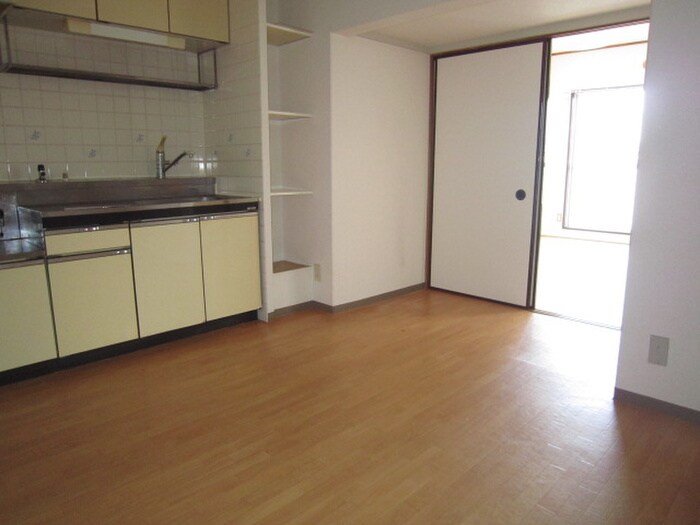 物件内観写真9　(居室)