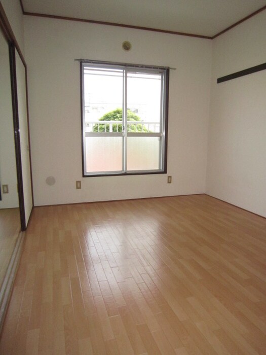 物件内観写真11　(居室)