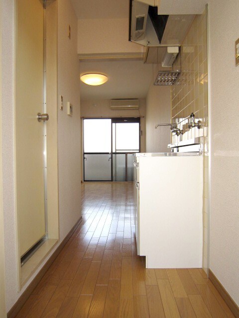 物件内観写真4　(内観写真)