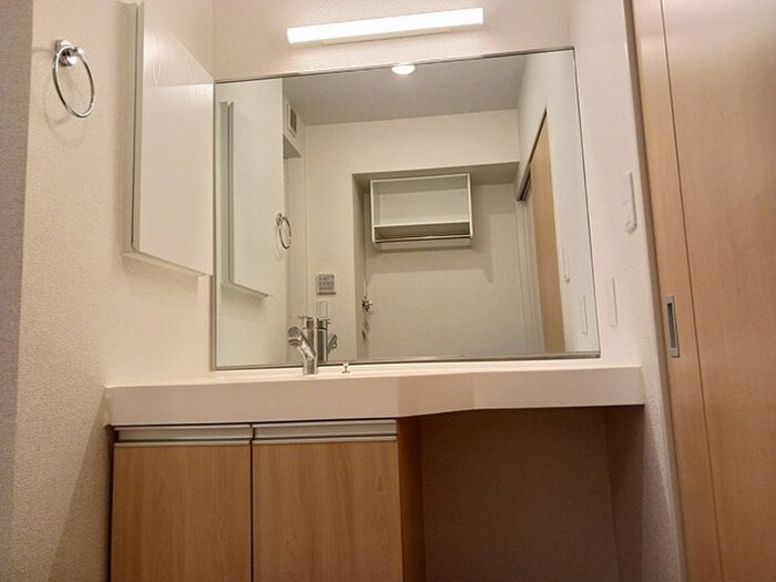 物件内観写真6　(洗面)