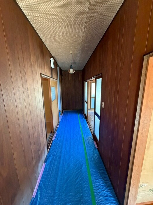 物件内観写真15　(廊下)