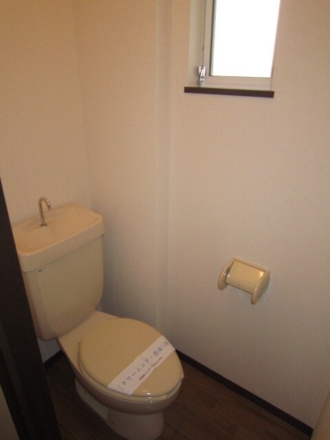 物件内観写真13　(トイレ)