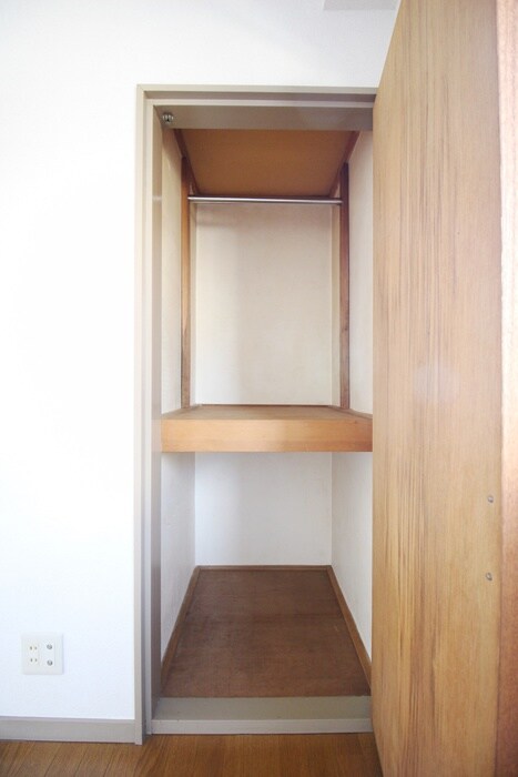 物件内観写真10　(収納)