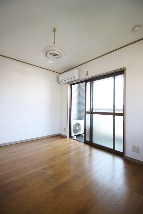 物件内観写真19　(居室)