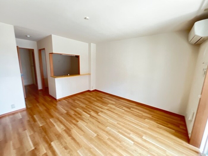 物件内観写真19　(居室)