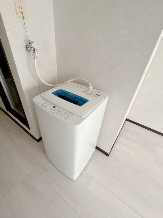 物件内観写真9　(洗濯機置場)