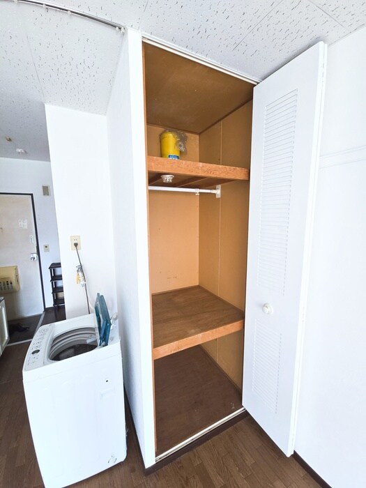 物件内観写真11　(収納)