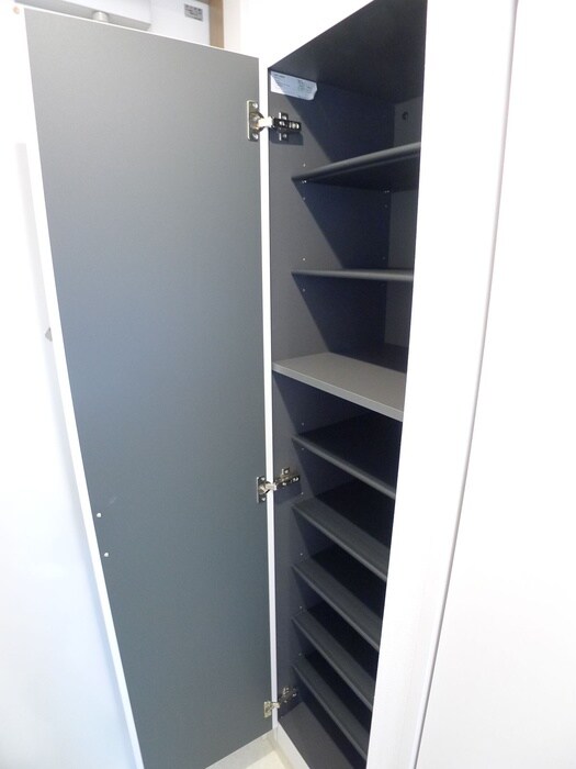 物件内観写真13　(靴箱)