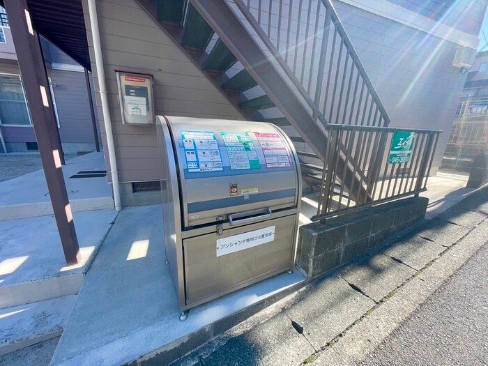 物件外観写真6　(建物設備)