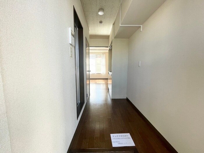 物件内観写真20　(廊下)