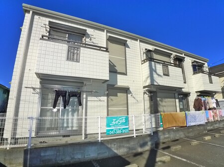 ハイネス　アロー外観写真