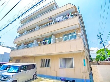 市川ハイム外観写真