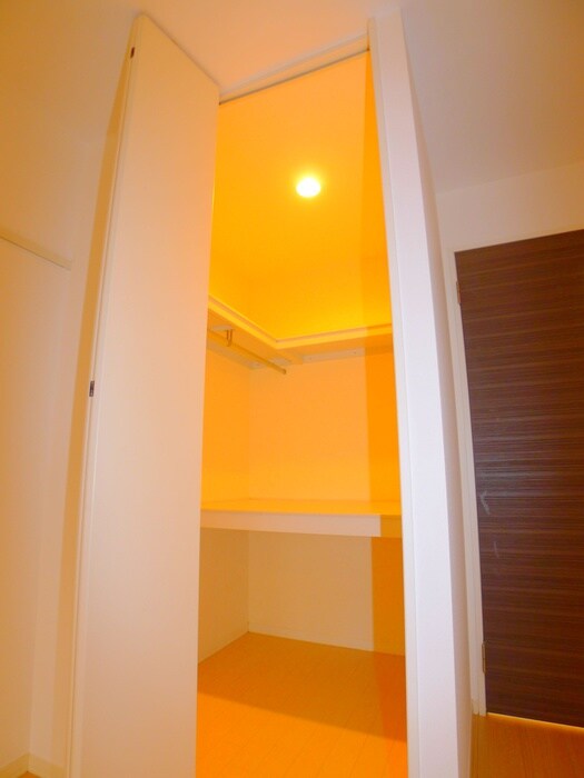 物件内観写真13　(収納)