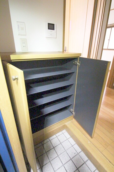 物件内観写真12　(靴箱)