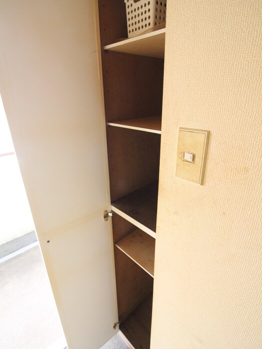 物件内観写真17　(靴箱)
