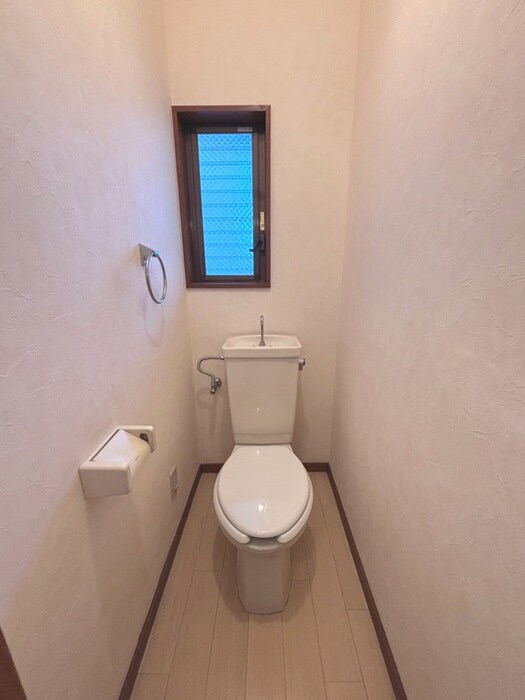 物件内観写真11　(トイレ)