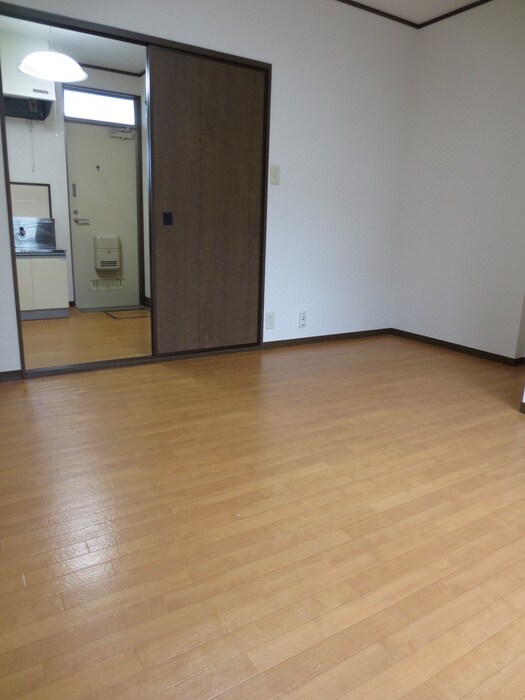 物件内観写真11　(居室)