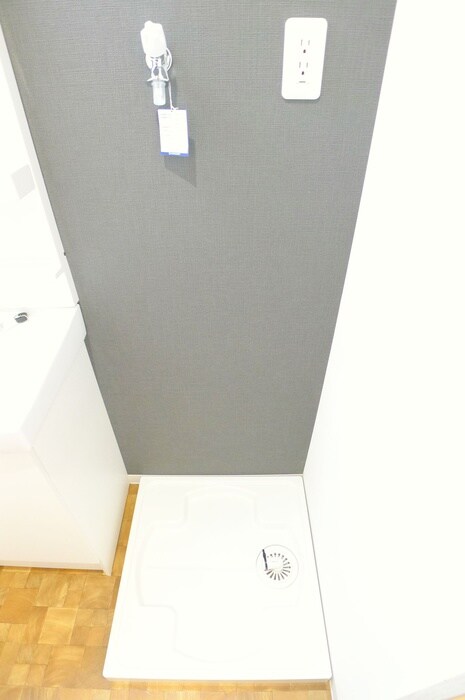 物件内観写真13　(洗濯機置場)