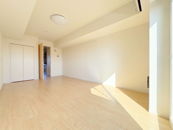 物件内観写真5　(居室)