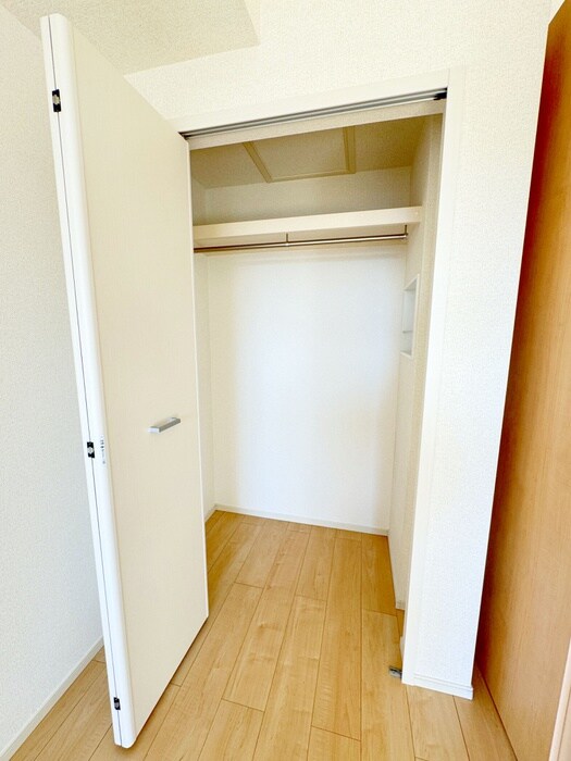 物件内観写真8　(収納)