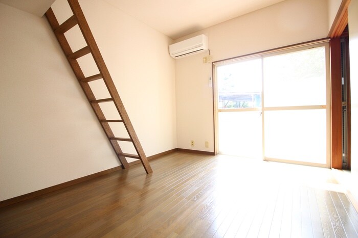 物件内観写真7　(居室)