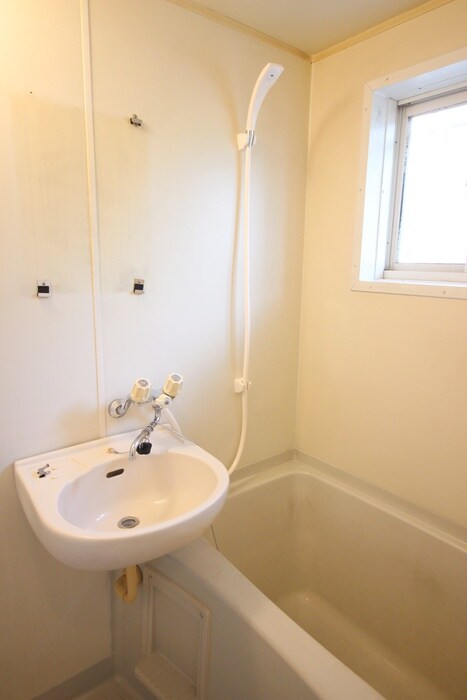 物件内観写真10　(バス／シャワールーム等)
