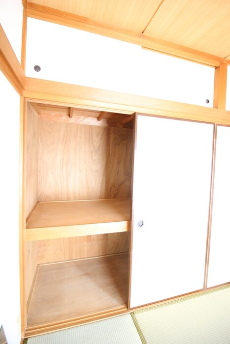 物件内観写真16　(収納)