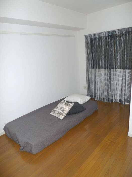 物件内観写真6　(居室)