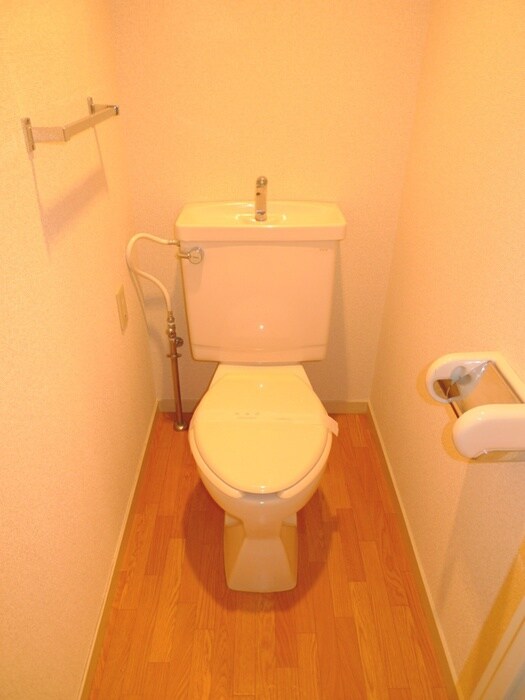 物件内観写真12　(トイレ)