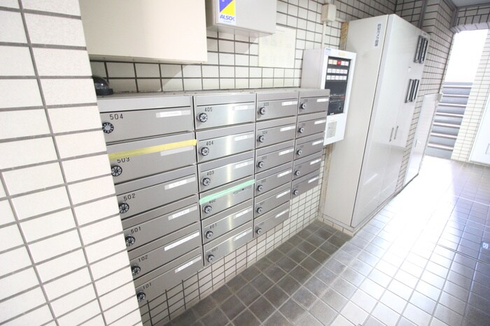 物件外観写真4　(建物設備)