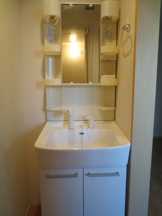 物件内観写真13　(洗面)