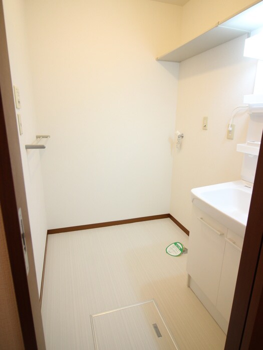 物件内観写真11　(洗面)