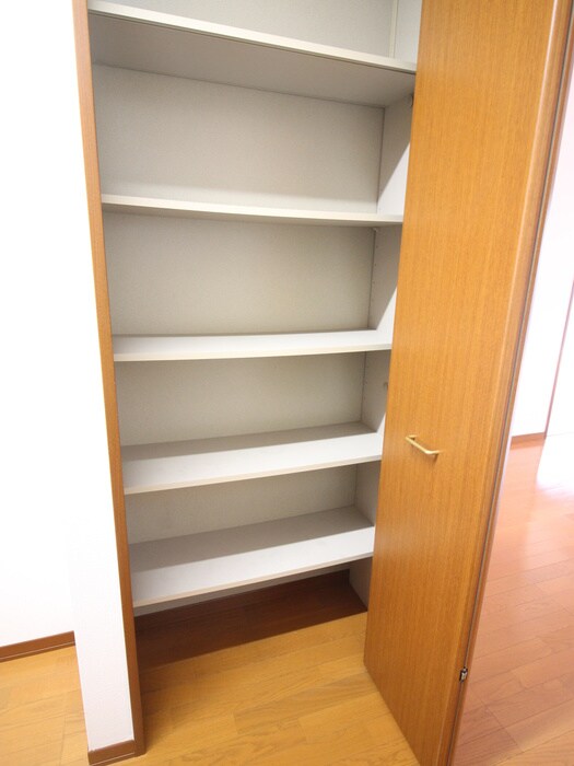 物件内観写真20　(収納)