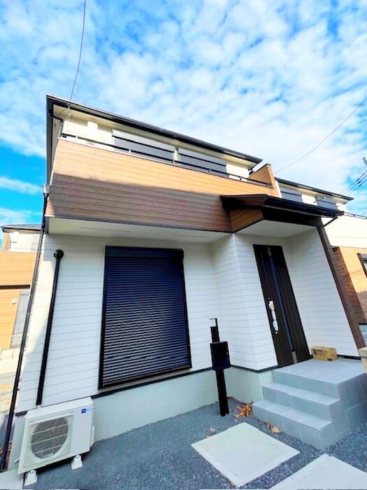 物件外観写真1　(外観写真)