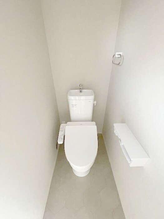 物件内観写真12　(トイレ)