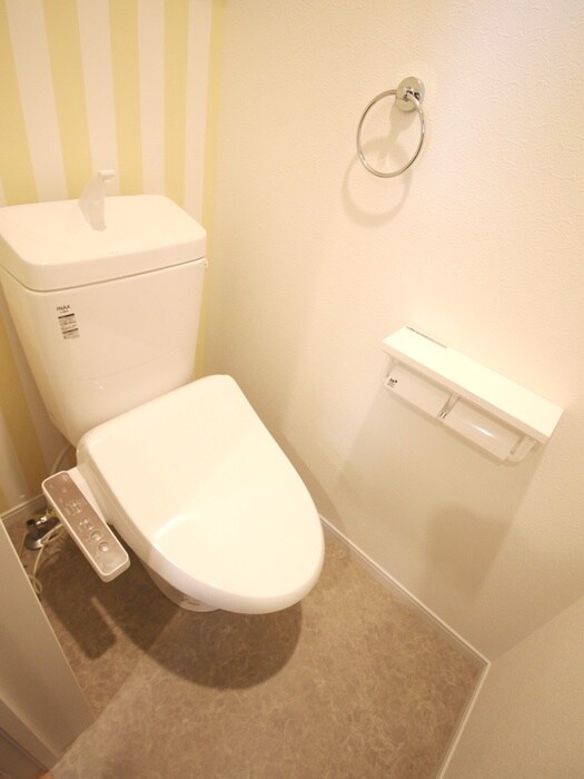 物件内観写真15　(トイレ)