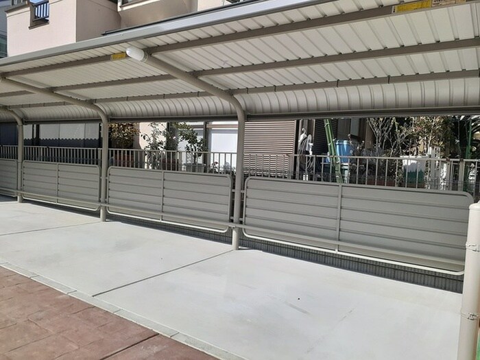 物件外観写真6　(建物設備)