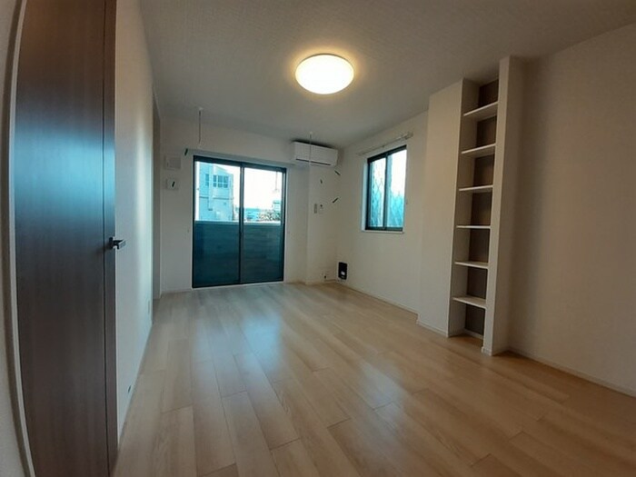 物件内観写真17　(室内からの展望)