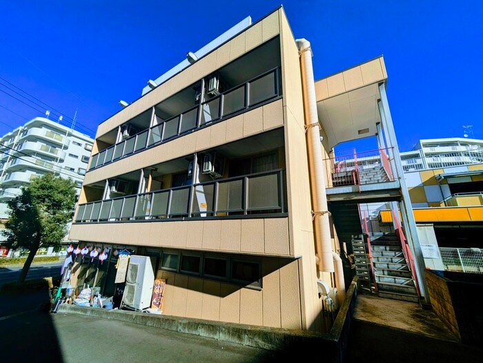 物件外観写真1　(外観写真)