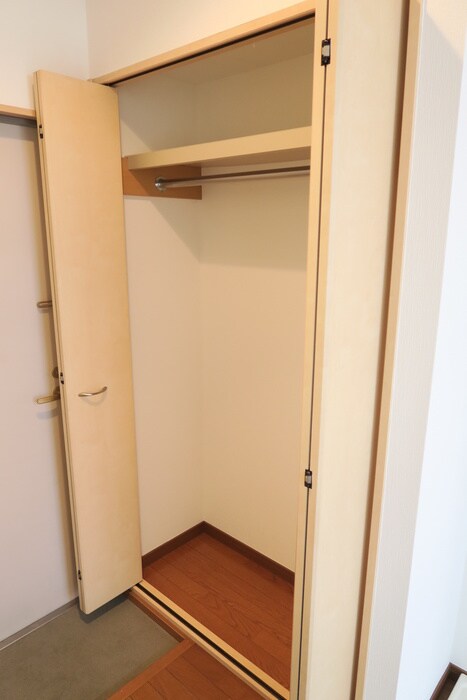 物件内観写真13　(収納)