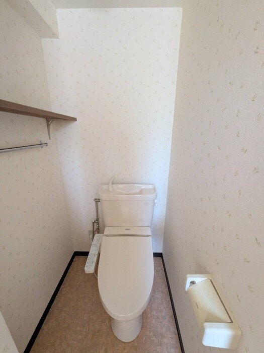 物件内観写真14　(トイレ)