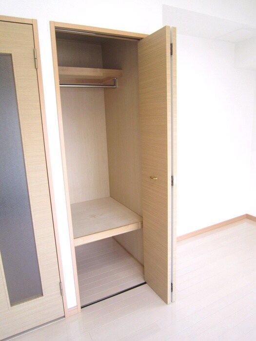 物件内観写真11　(収納)